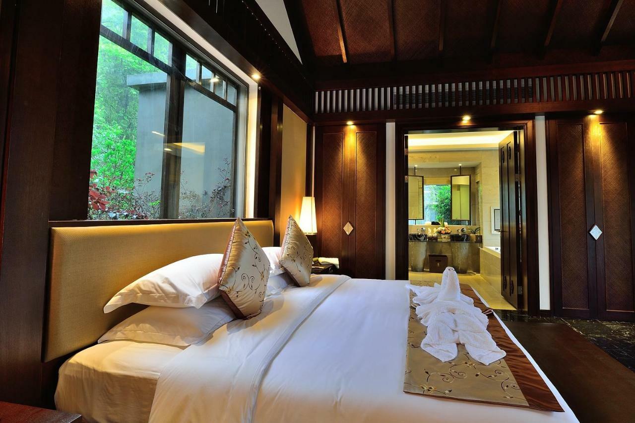 Harmona Resort & Spa Чжанцзяцзе Экстерьер фото