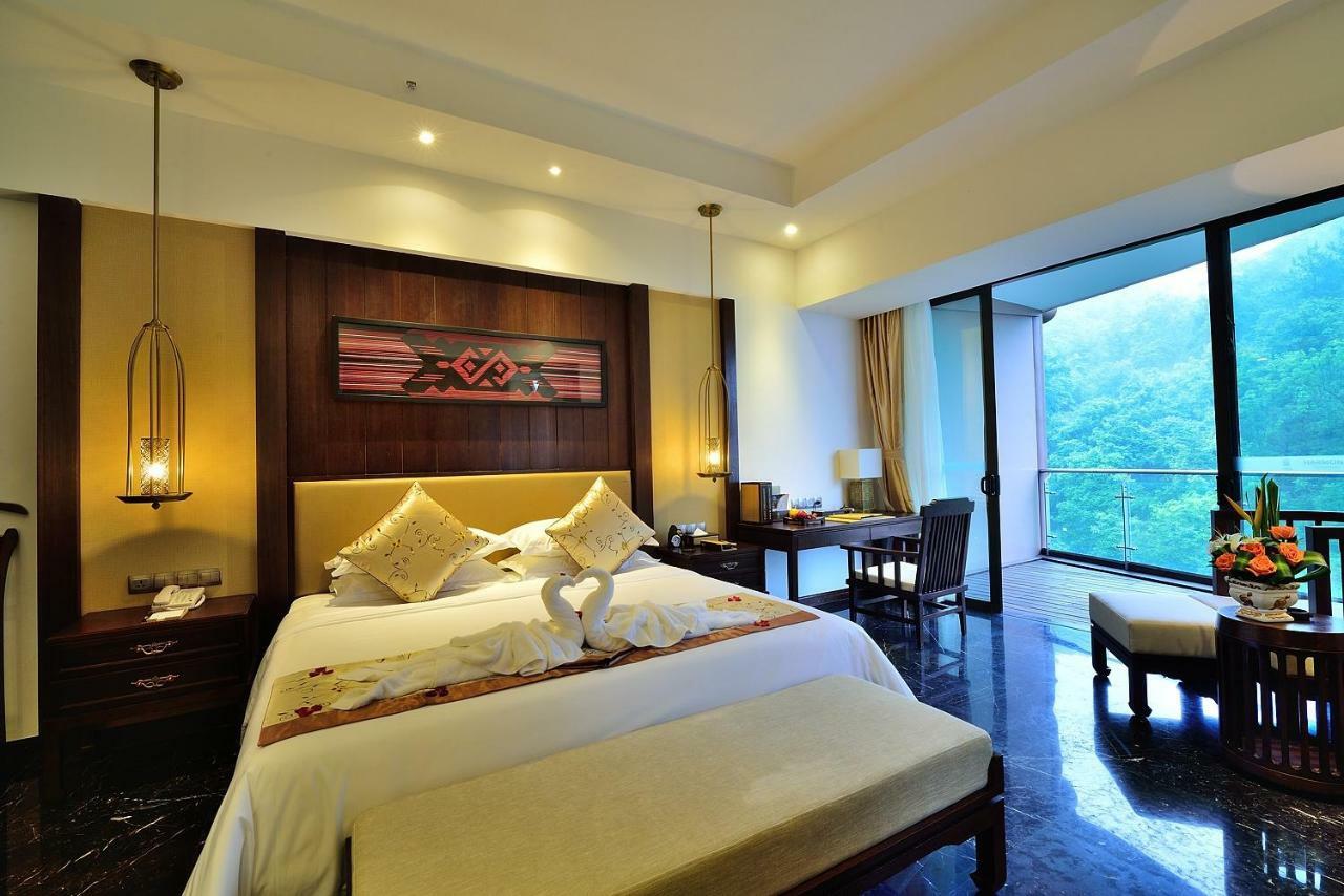 Harmona Resort & Spa Чжанцзяцзе Экстерьер фото